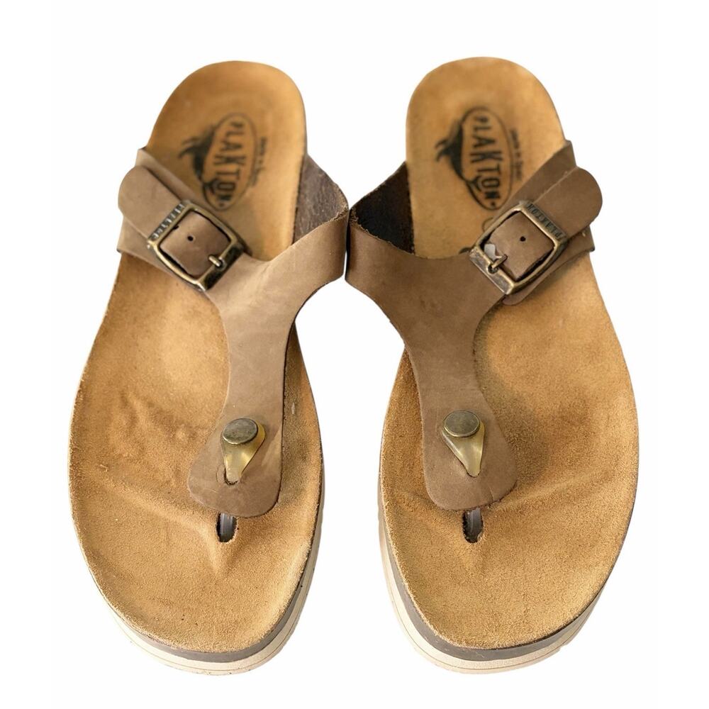Comfort Toe-Post Sandals in Brown - Women